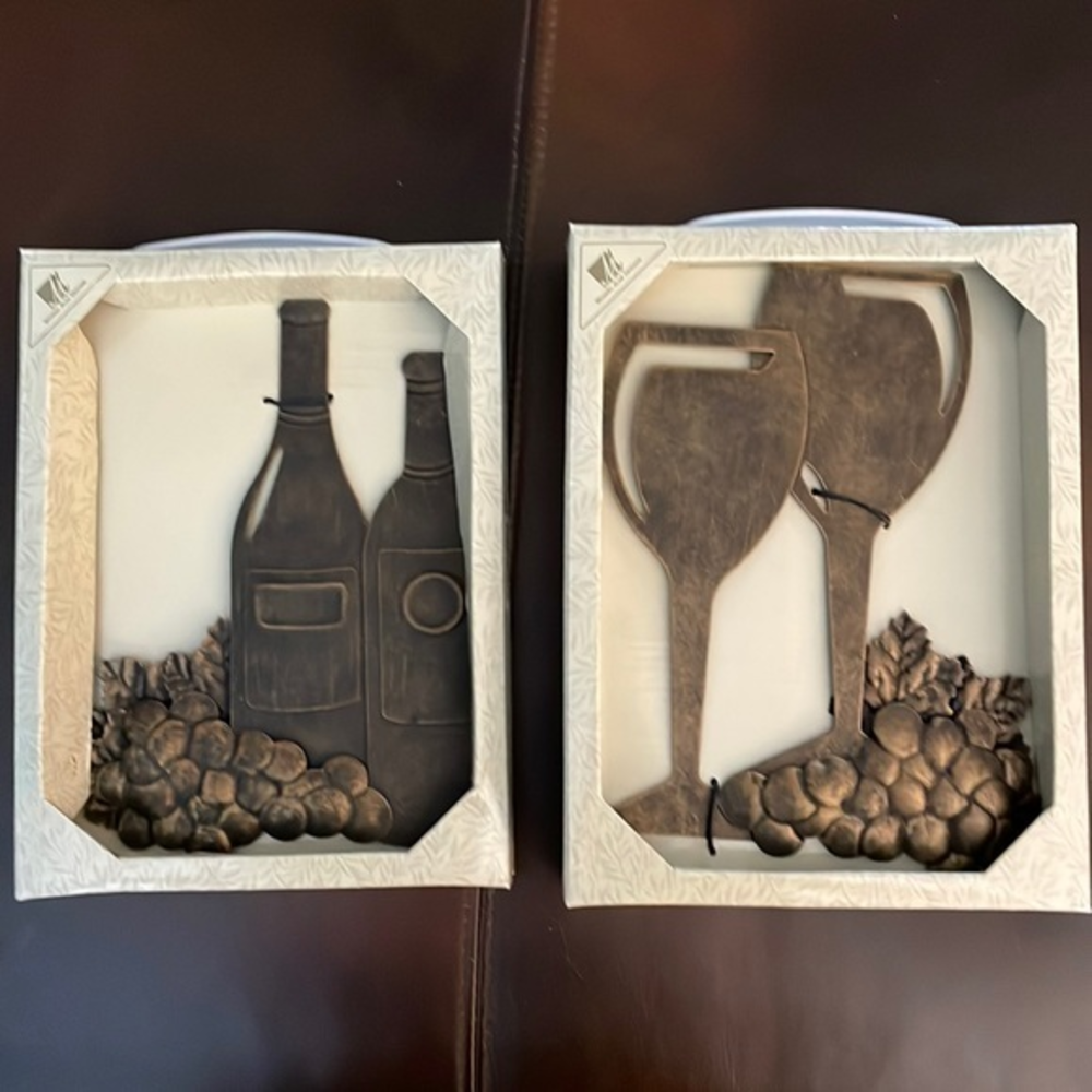 Metal Sculpted Wine Bottles and Glasses with Grape Accents. Set of 3. New in box